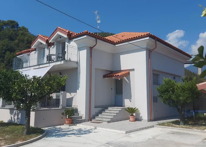 La Casa Al Mare Di Matigio 